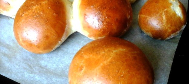 Универсальные булочки из дрожжевого теста