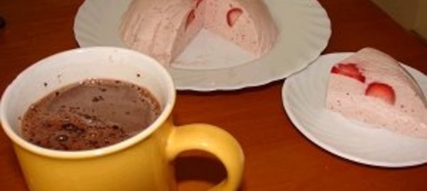 Сметанное желе с клубничкой