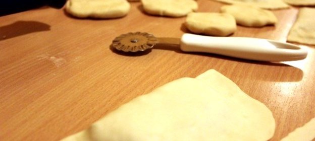 Тесто для чебуреков в хлебопечке