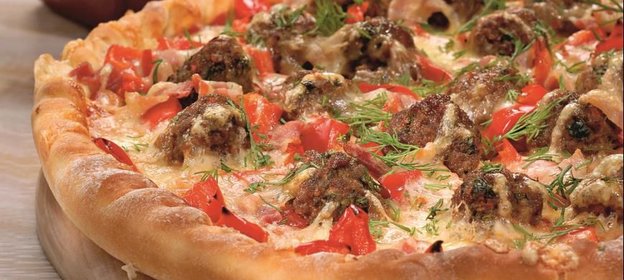 Пицца с мясными шариками