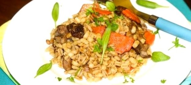 Перловка с мясом