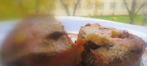 Свинина с миндалем в апельсиновом маринаде