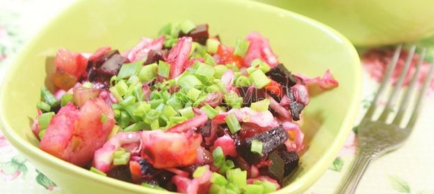 Желе с клюквой, фруктами и орехами