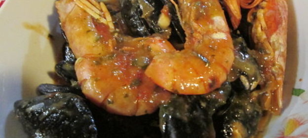 Гамбургеры с мясом, грибами и сыром