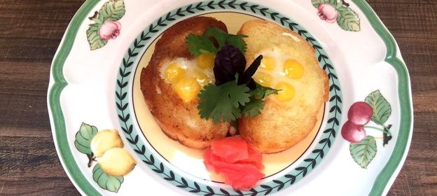 Глазунья в хлебе