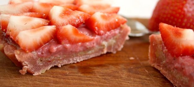 Соус с грецкими орехами и хреном