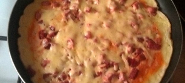 Пицца быстро на сковороде