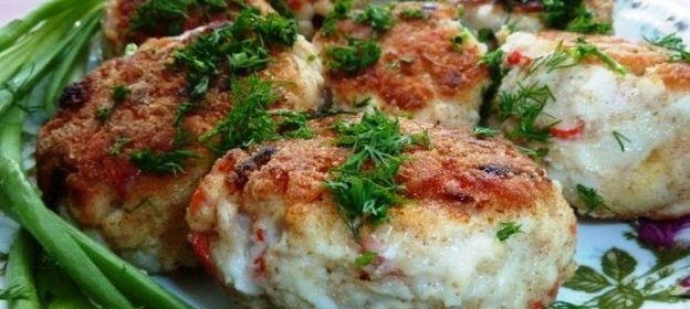 Котлеты куриные с крабовыми палочками