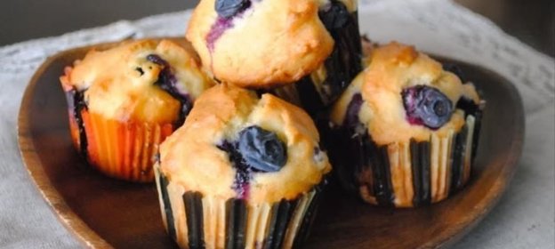 Маффины с черной смородиной