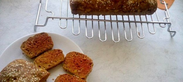 Пикантный закусочный хлеб на пиве