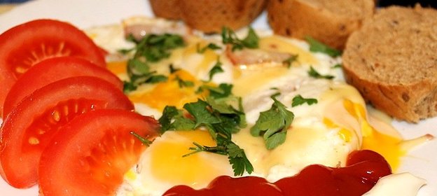 Яичница с сыром плавленным