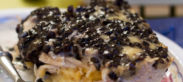 Запеканка-обманка с двумя видами чечевицы