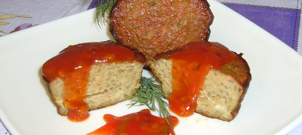 Маффины из печени и риса с соусом