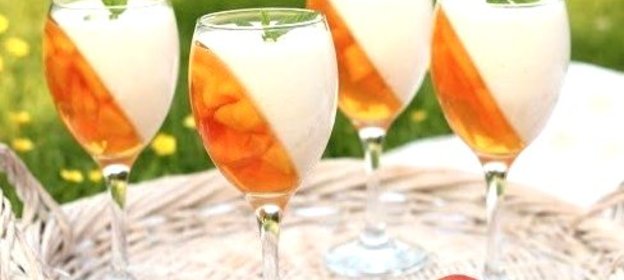 Двухслойное желе с нектарином