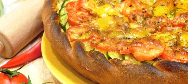 Пицца тыквенная с овощами