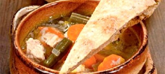 Суп из индейки с овсяными лепешками