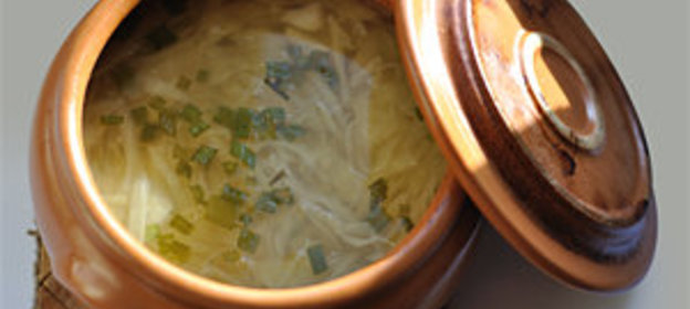 Щи с капустой и картошкой в горшочке (постные)