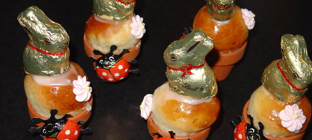 Пасхальный хлеб в глинянных горшочках; подарочный вариант для детей, коллег, любимых