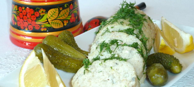 Тельное тяпанное, да с солеными огурчиками - традиционное русское рыбное блюдо