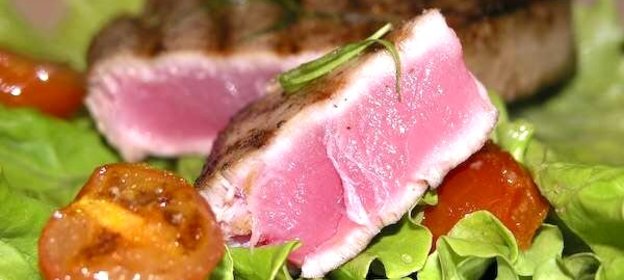 Стейк из тунца