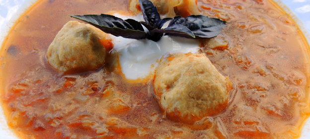 Щи с гречкой и фрикадельками