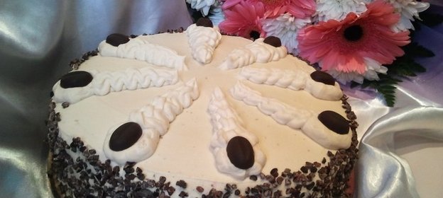 Торт кофейный с медово-миндальным кремом