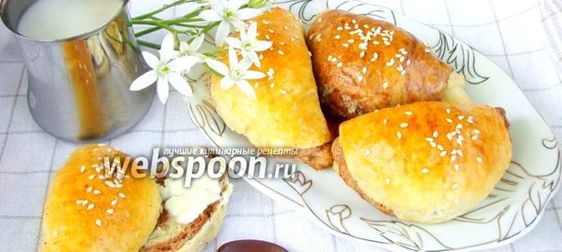 Двухцветные дрожжевые булочки