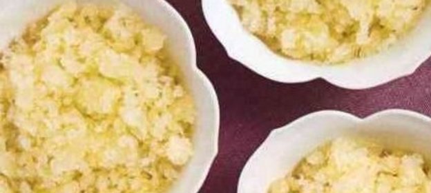 Бульон с клецками из сухарей