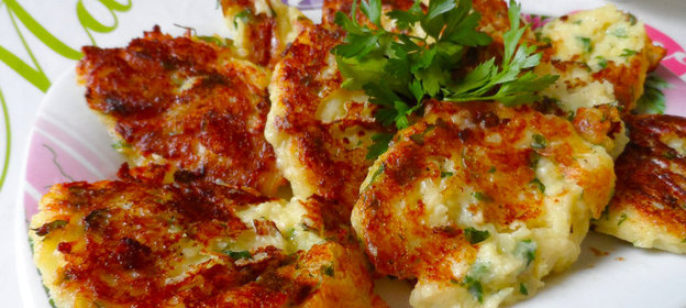 Картофельные оладьи с сыром