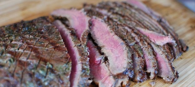 Стейки в зеленом маринаде