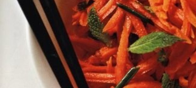 Яичная запеканка с овощами и сыром