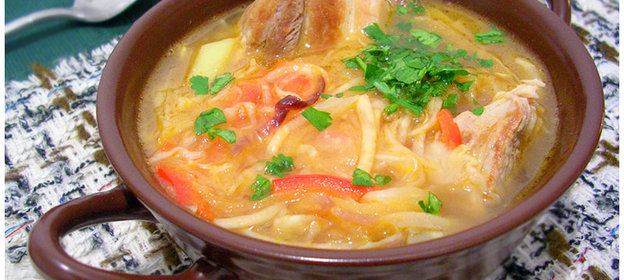 Кислые щи из капусты со свининой