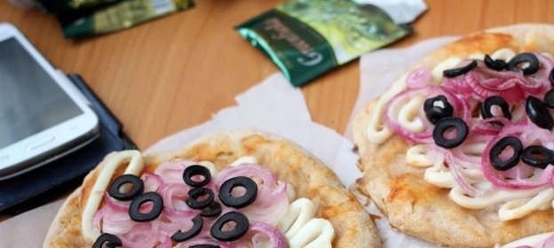 Пицца с кальмарами