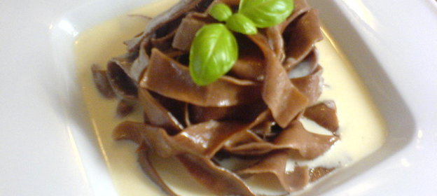 Какао лапша с горгонзолой!