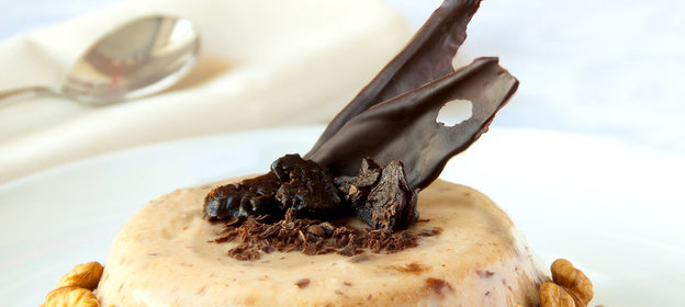 Желе с черносливом, грецким орехом и шоколадной начинкой