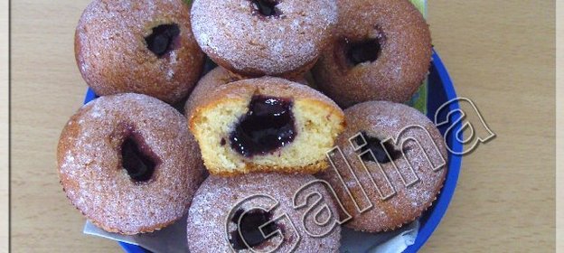 Маффины с джемом
