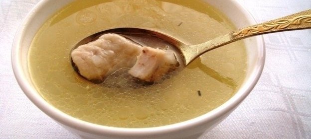 Домашний куриный бульон с клецками