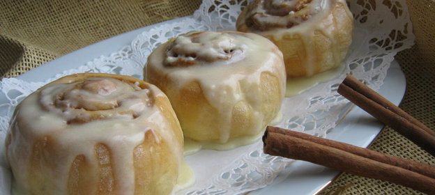 Булочки с корицей из СУПЕР быстрого теста