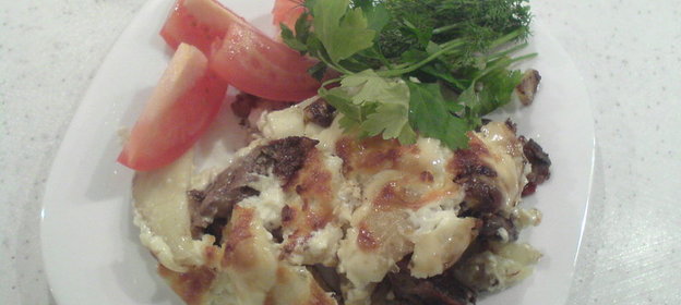 Печенка куринная с картофелем