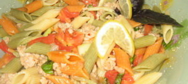 Паста с куриным фапшем и базиликом