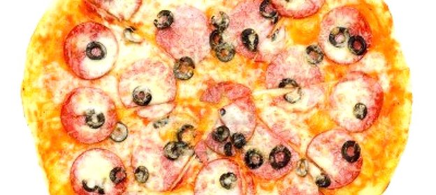 Пицца с колбасой в микроволновке