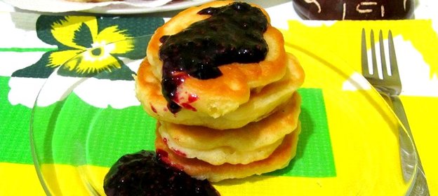 Оладьи с изюмом