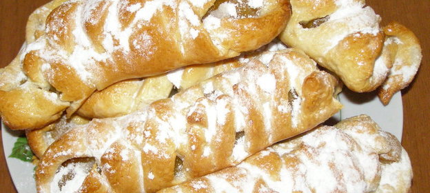 Булочки косички с курагой