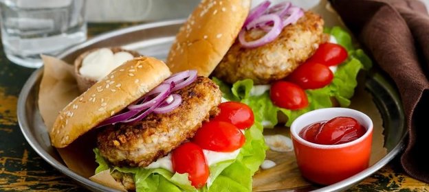 Бургер из курицы или индейки