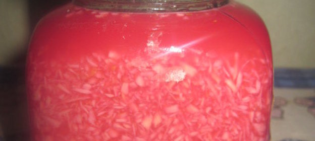 Хрен в свекольном маринаде