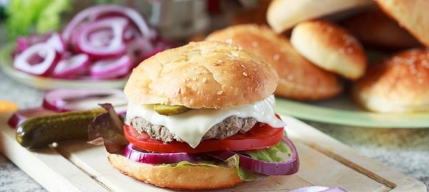 Бургеры с куриной котлетой