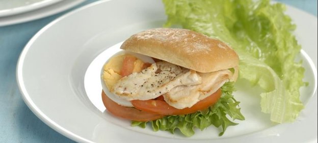 Булочки с куриной и рыбной начинкой