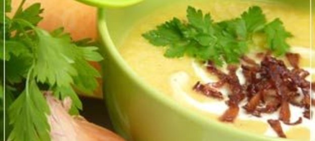 Кекс с черносливом и орехами