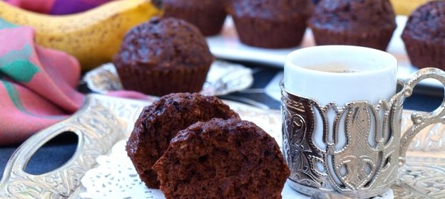 Маффины с какао и бананом