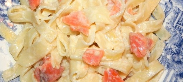 Паста с сёмгой.